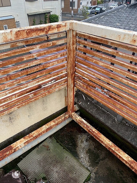 パラペットからの雨漏りに注意